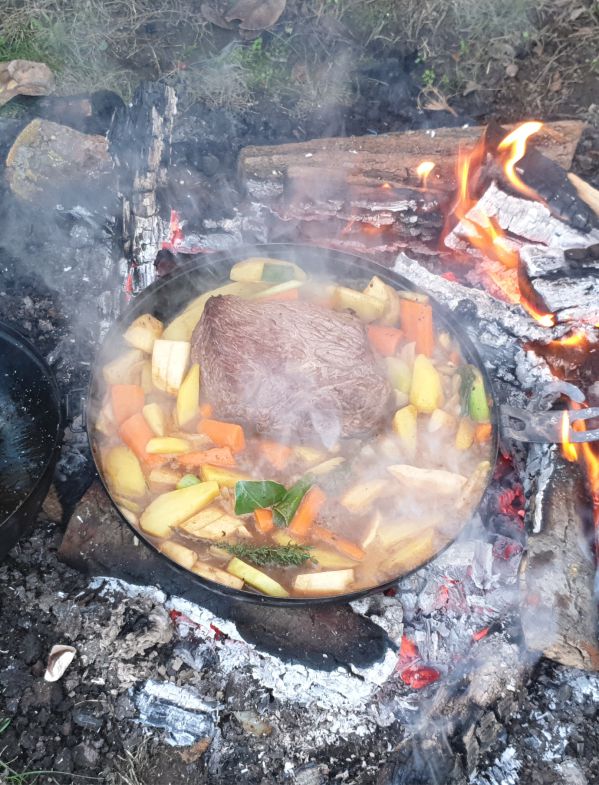 Hovadzi-brisket-na-pive-v-UFO-–-disku-na-pecenie